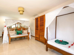 White Paradise Zanzibar