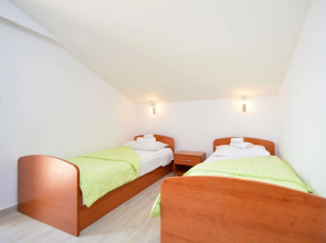 Rina Vodice in Vodice