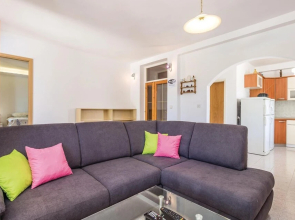 Beautiful Home in Barbat With Wifi and 2 Bedrooms