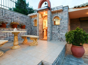 Villa With 5 Bedrooms in Kitsi, With Private Pool, Enclosed Garden and