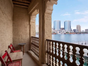 Отель Al Seef Heritage Hotel Dubai, Curio Collection by Hilton