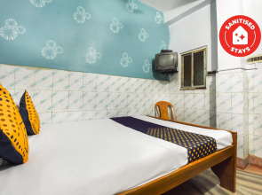 SPOT ON 70605 Taj Guest House