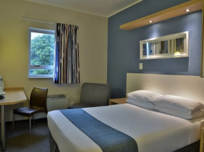 Road Lodge Cape Town International Airport