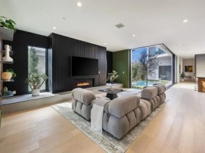 The Bella Villa 2 in Venice