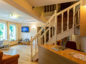 Gostevoj dom na Komsomol'skoj