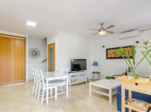 WintoWinRentals Huge Private Terrace &, Relax