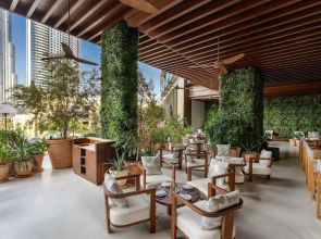 Отель The Dubai Edition