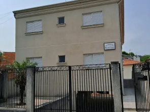 Apto Prédio Costa 1 c/ garagem no centro