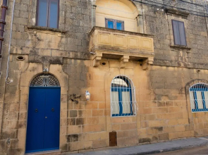 Centre Island Gozitan Farmhouse & Pool