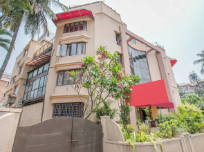 OYO 1906 Apartment near Langford Road