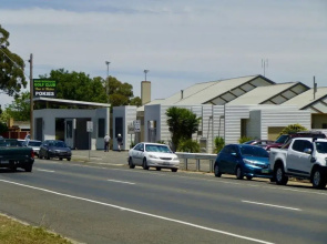 Golden Country Motel & Caravan Park