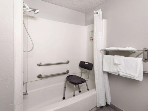 Super 8 by Wyndham Amarillo Central TX