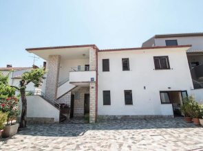 Apartments Divna