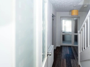 Superb Dwelling! Fast Wifi, Parking, Patchway