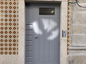 Almad1 · Artsy Retreat in the Heart of Porto