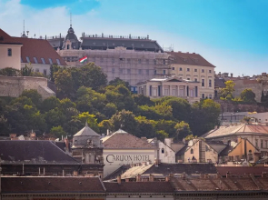 Carlton Hotel Buda Castle