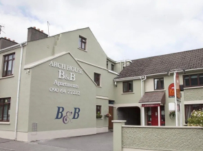 Arch House B&B and Apartments