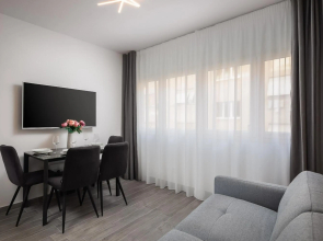 Luxury Studios & Room Five