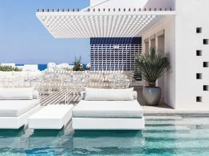 Viva Nove Suites