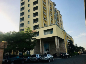 Peninsula Hotel & Towers