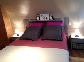 House With 3 Bedrooms in Trélévern, With Enclosed Garden and Wifi - 80