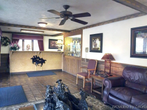 Ridgeline Hotel at Yellowstone, an Ascend Collection Hotel