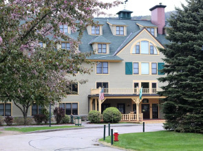 Golden Eagle Lodge