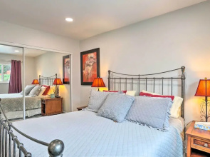 San Marcos Home w/ Patio & Grill - Walk to Lake!