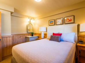 The Ocean Lodge