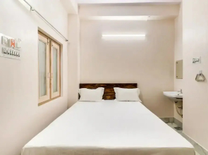 Hotel Bhawani Palace by OYO Rooms