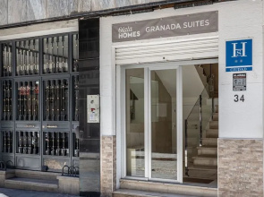Granada Suites by Olala Homes