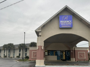 Regency inn and Suites