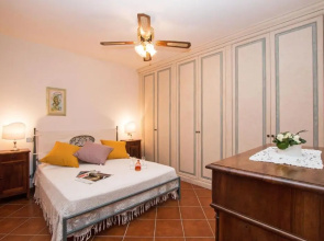 Le Ortensie 1 Apartment by Wonderful Italy