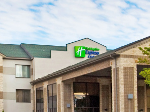 Candlewood Suites Grand Rapids Airport