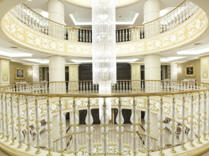 Ayan Palace Hotel