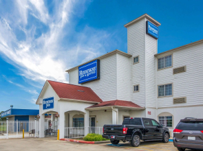 Rodeway Inn & Suites Port Arthur - Groves