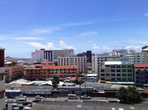 Phuphaya Resort Pattaya