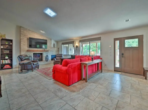 Home Near Amitabha Stupa & Peace Park in Sedona!