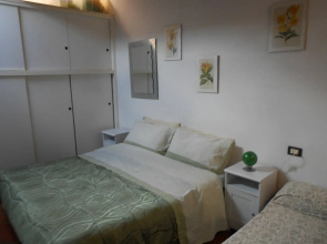 Max Apartments