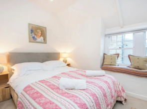 Leeward Cottage