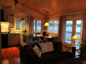 Stillwater Beach House Bed & Breakfast