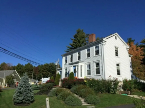 2 River Road Inn and Cottages