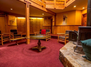 Rainbow Suites by Whistler Retreats