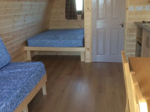 Loch Shin Luxury Pods