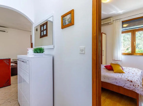 Apartments Kiki 150 METERS TO THE BEACH