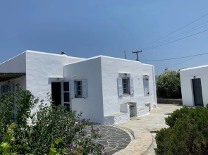 Plakoto House