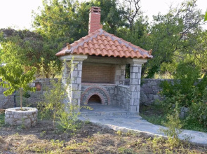 Artemis Traditional Hotel