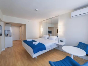 Sea view apart-hotel ORBI TWIN TOWERS 1413