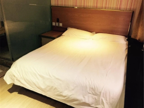 Elan Hotel Lanzhou West Station Shizi