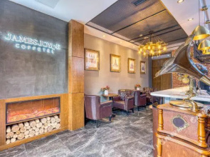 James Joyce Coffetel Hotel (moziqiao, Sichuan University, Chunxi Road, Chengdu)